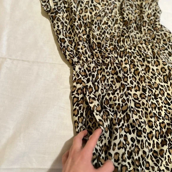 ‼️LAST CHANCE‼️🎉HP🎉 ✨NWOT✨DR2 Leopard Print Short Sleeve Dress w Pockets | Small - Picture 2 of 8